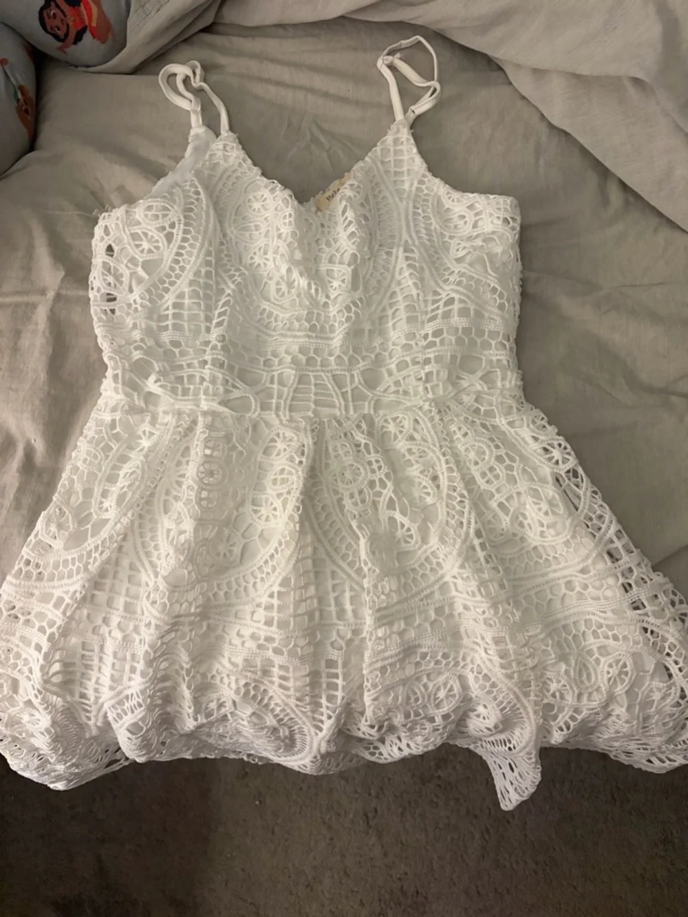 White Lace Dress with Intricate Crochet Detail - Picture 2 of 4